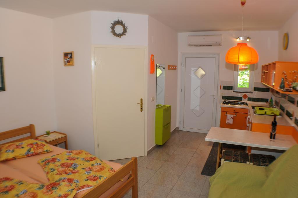Apartments Finida Porec Room photo
