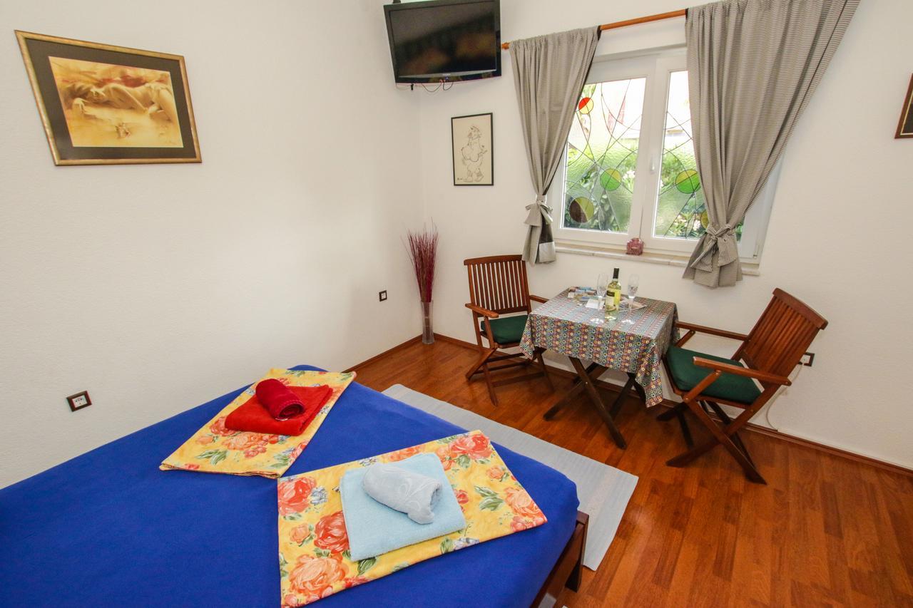 Apartments Finida Porec Exterior photo